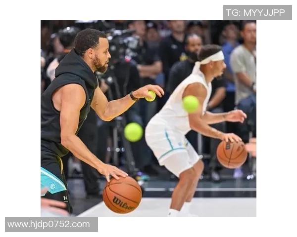 姚明的精准投篮艺术与篮球场上的传奇之路