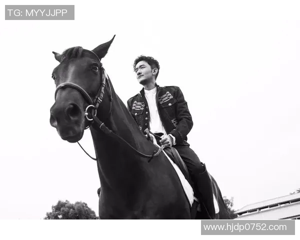 足球明星时尚风潮西装搭配手包展现个性魅力